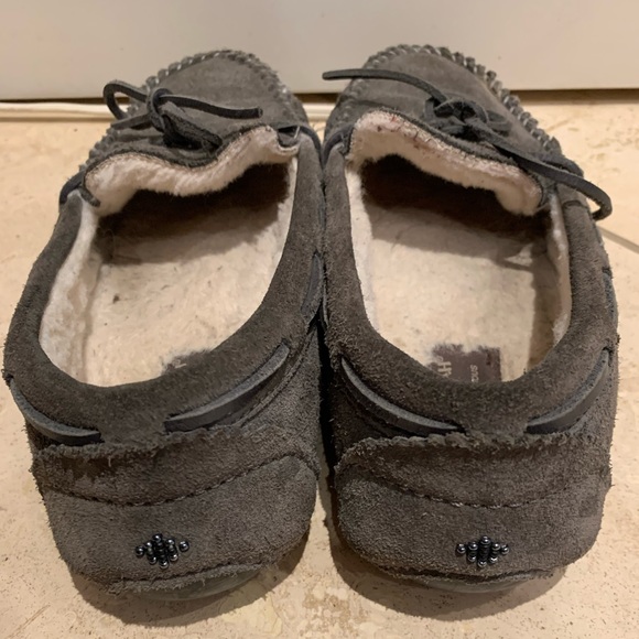 Manitobah Mukluks - Picture 2 of 3